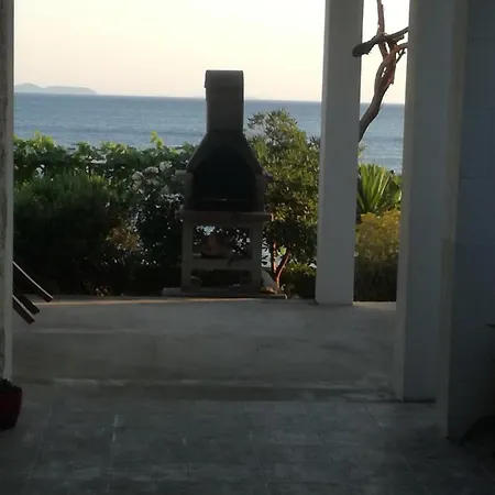 Apartment Laus Zavalatica