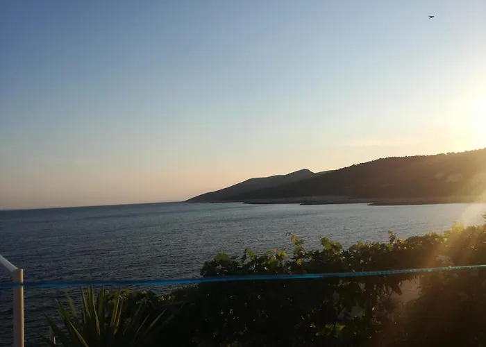 Laus Appartement Zavalatica