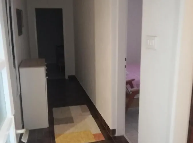 Laus Appartement Zavalatica